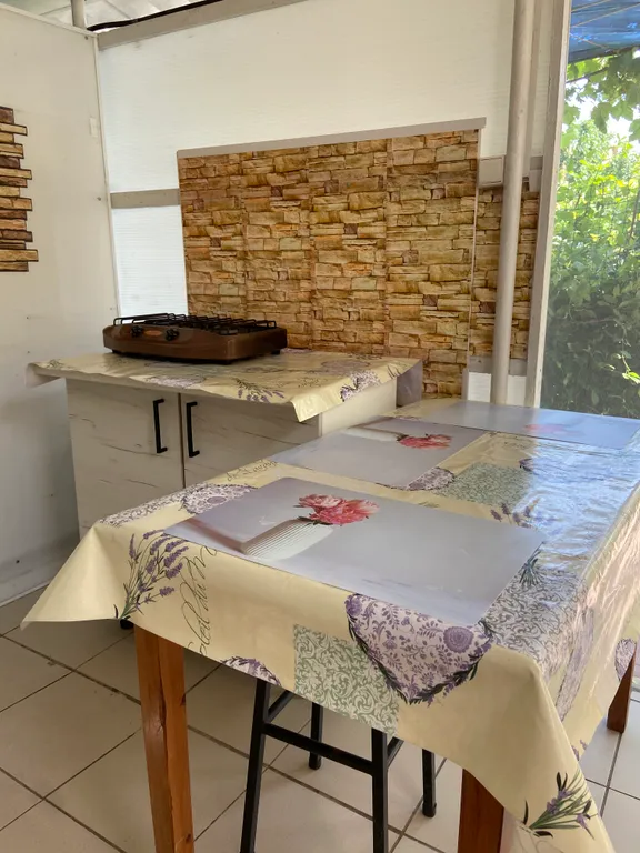 Уютная комната около моря