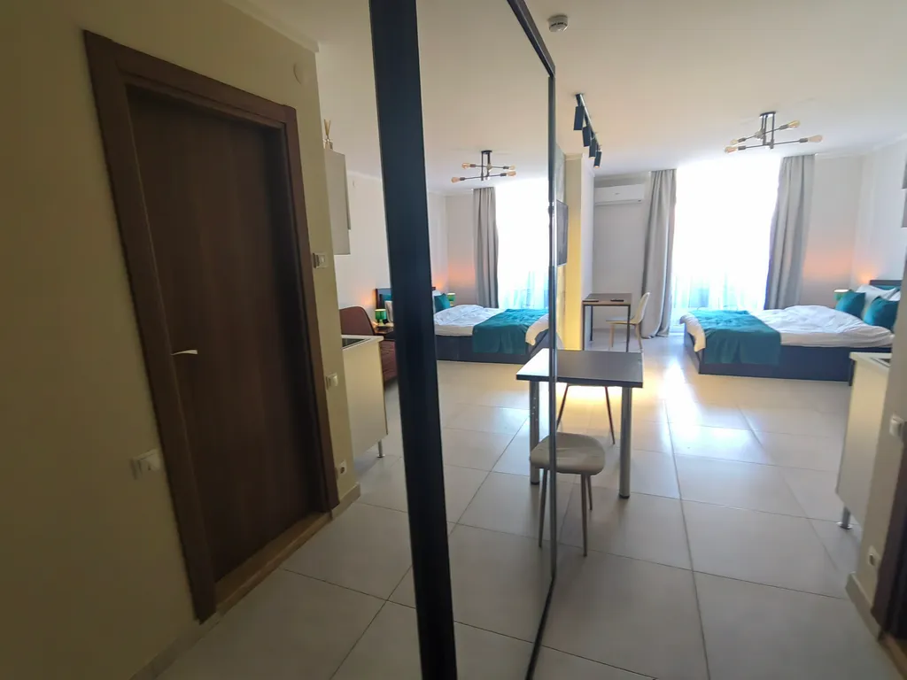 Квартира Квартира Большая студия с балконом и видом на море. 425 — Батуми