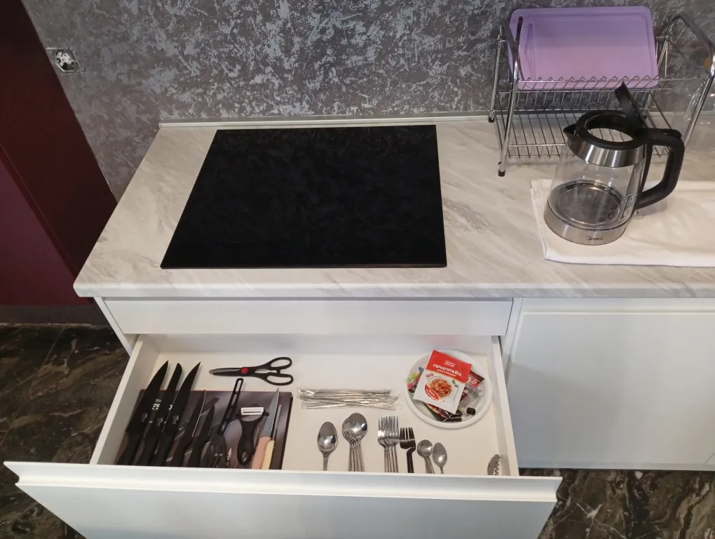 Здесь хорошо и точка