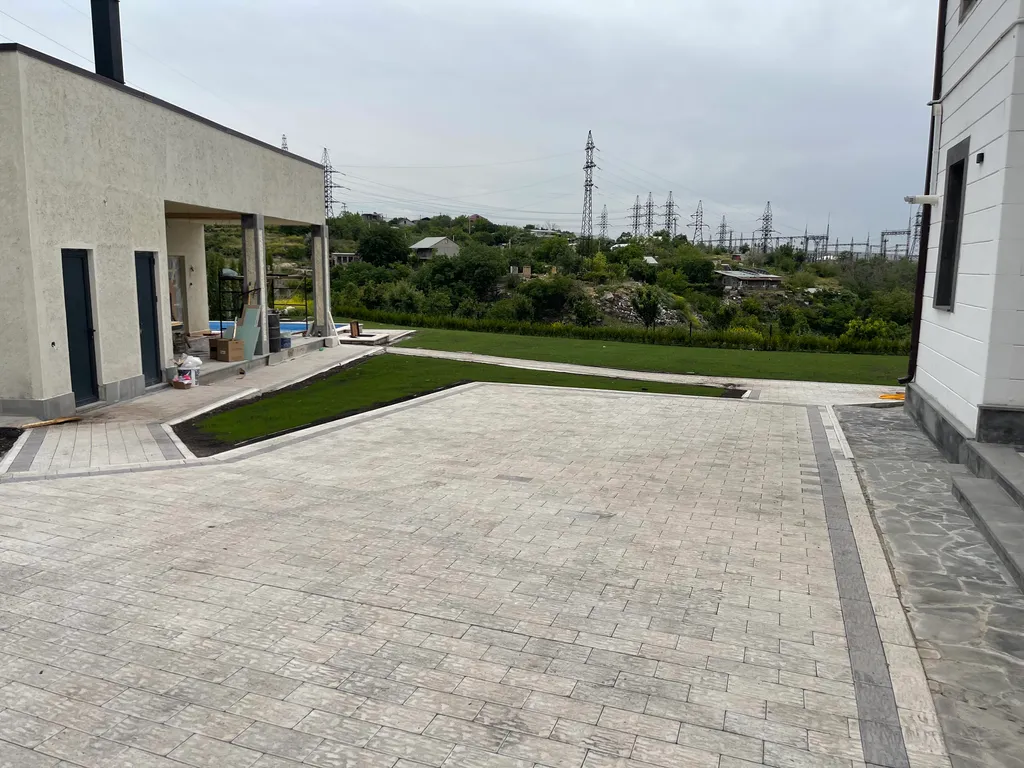 Роскошная вилла с бассейном и с видом на Арарат