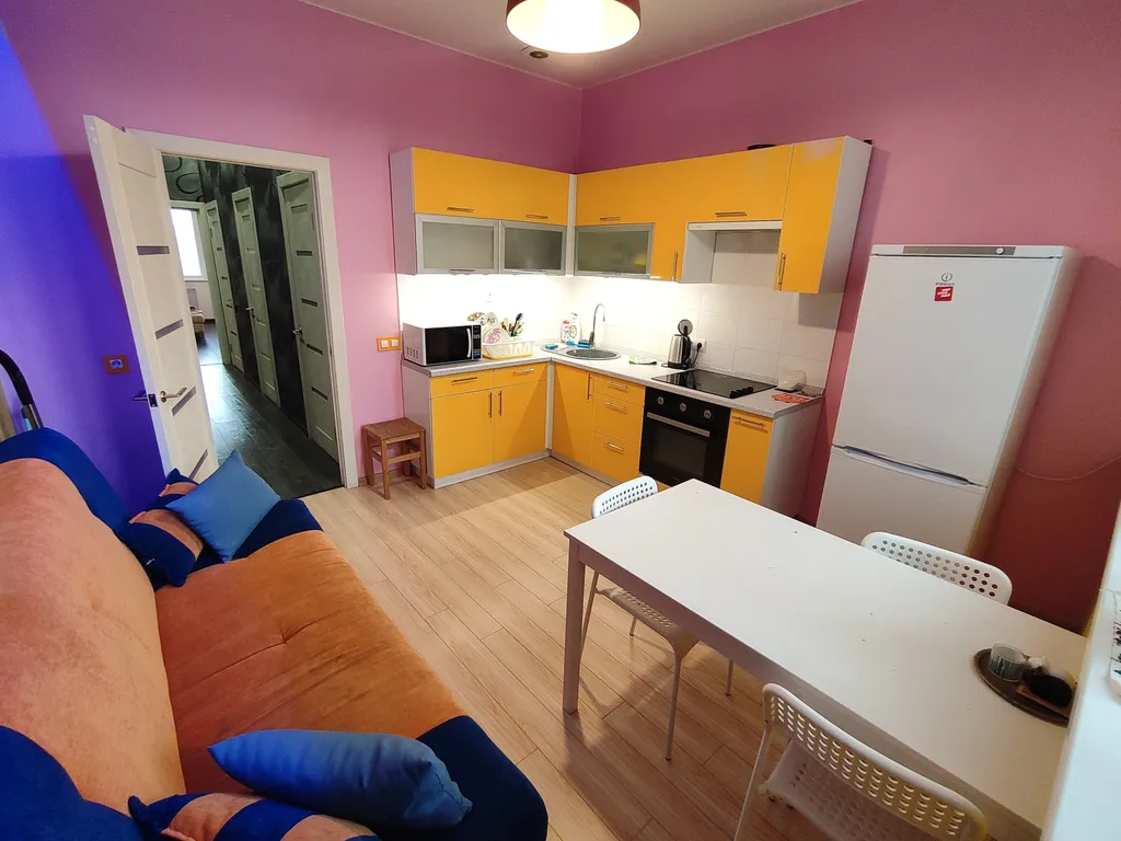 Шикарный вид и огромная ванна для двоих в центре