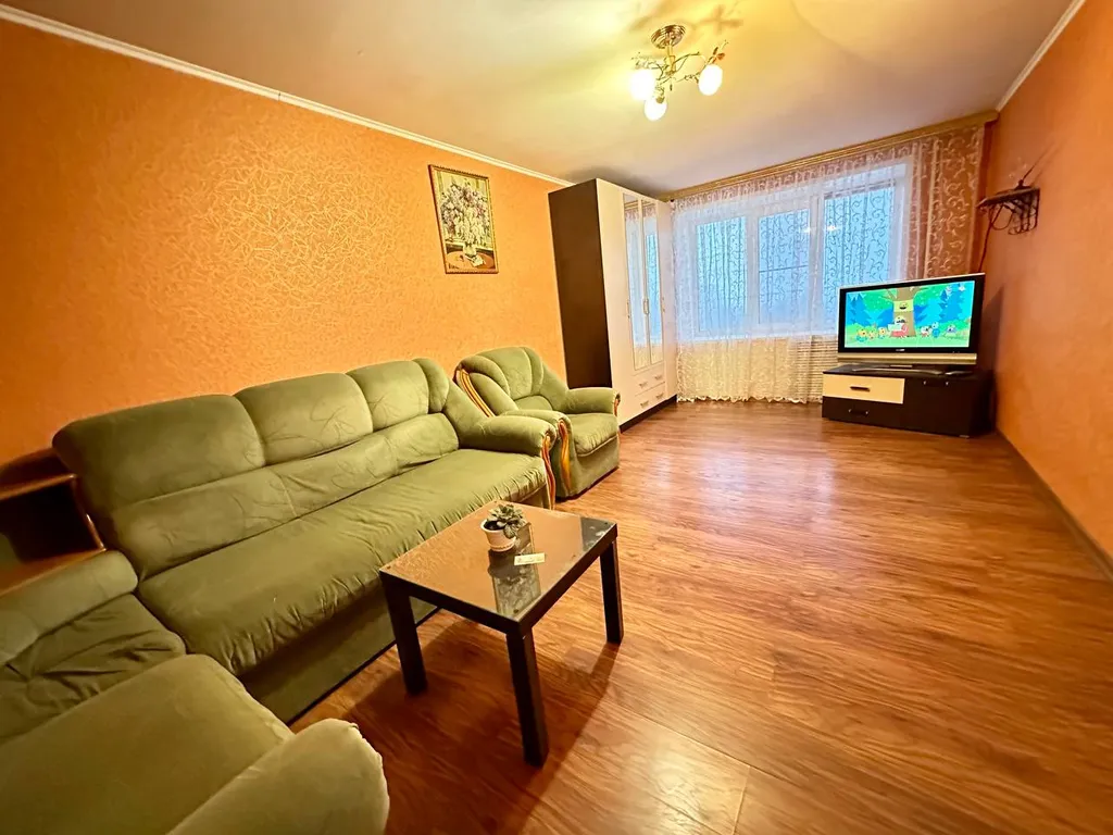 2х комнатная квартира рядом с м5