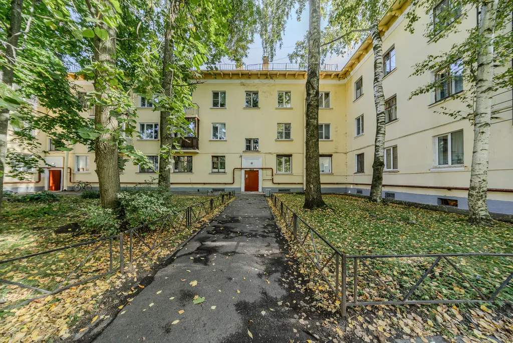 Двухкомнатная квартира у метро Академическая