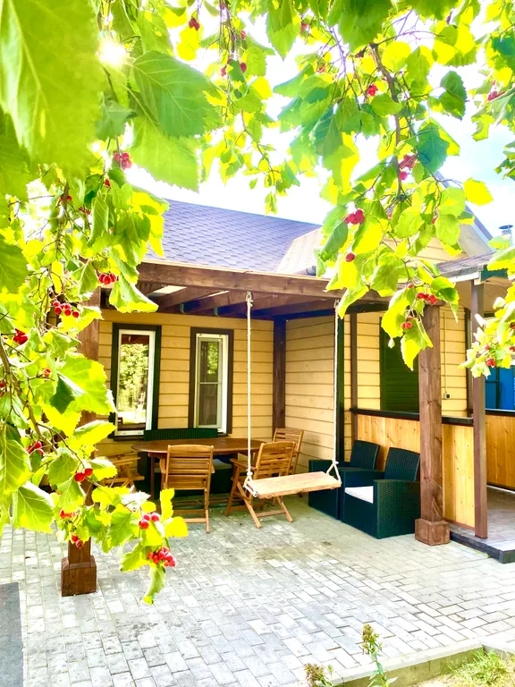 Коттедж Красивый дом с русской баней на дровах и теплым бассейном — Обухово