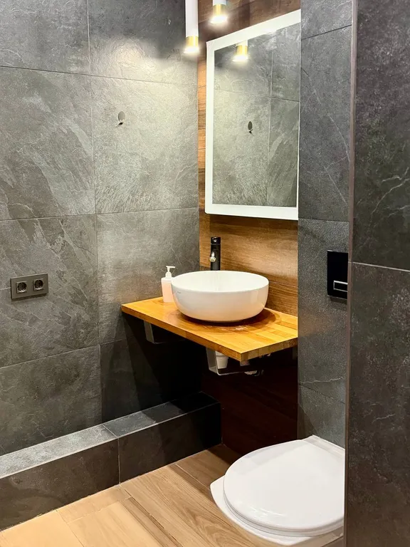 Двухкомнатные апартаменты на Гостином дворе