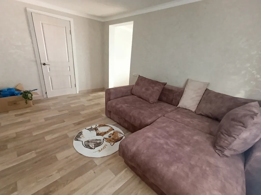 Домик у озера