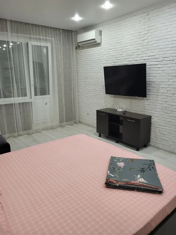 Уютная квартира рядом с аллеей Героев