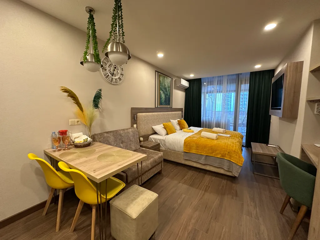 Квартира Апартамент с джакузи и большой верандой у моря — аренда посуточно в Батуми