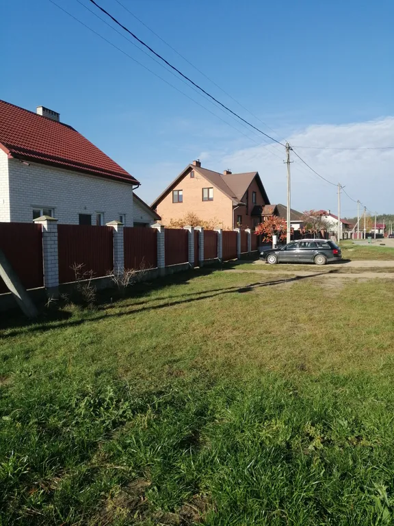 Коттедж 2 этажа в уединенном месте Бреста с парковкой во дворе