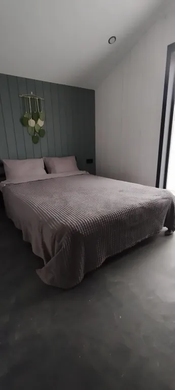 Уютный дом на две семьи в коттеджном поселке