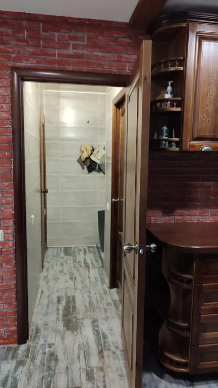 Домики у реки в тихом, уединённом месте, по дороге на Архыз