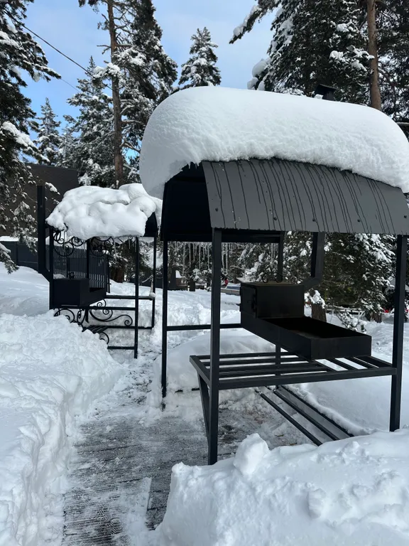 А-фрейм с видом на горы