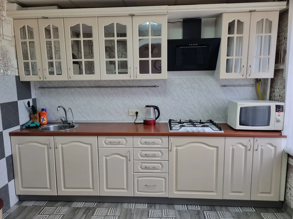 4-комнатная квартира с евроремонтом — аренда посуточно в Дзержинск