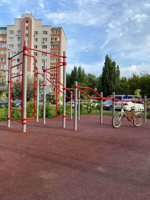 Квартира рядом с центром, удобно доехать от вокзала и аэропорта, рядом с госпиталем