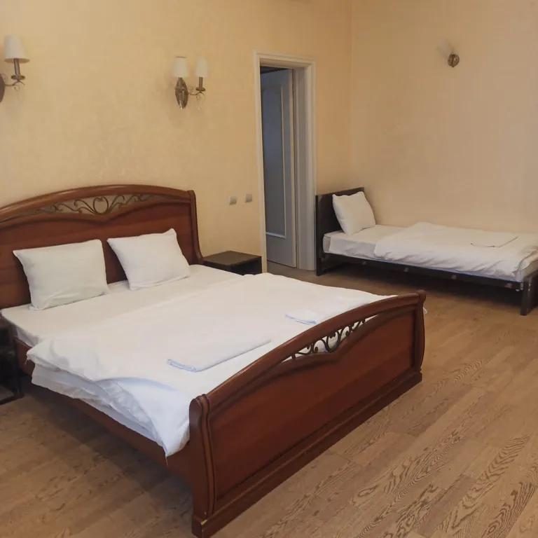 10-комнатный Дом