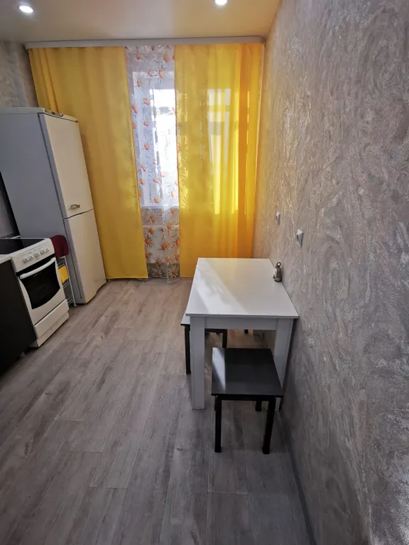 Однушка возле Солнечного