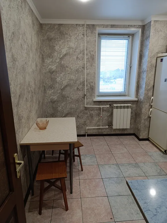 Однокомнатная квартира в центре города,напротив Дворца Спорта Аркада