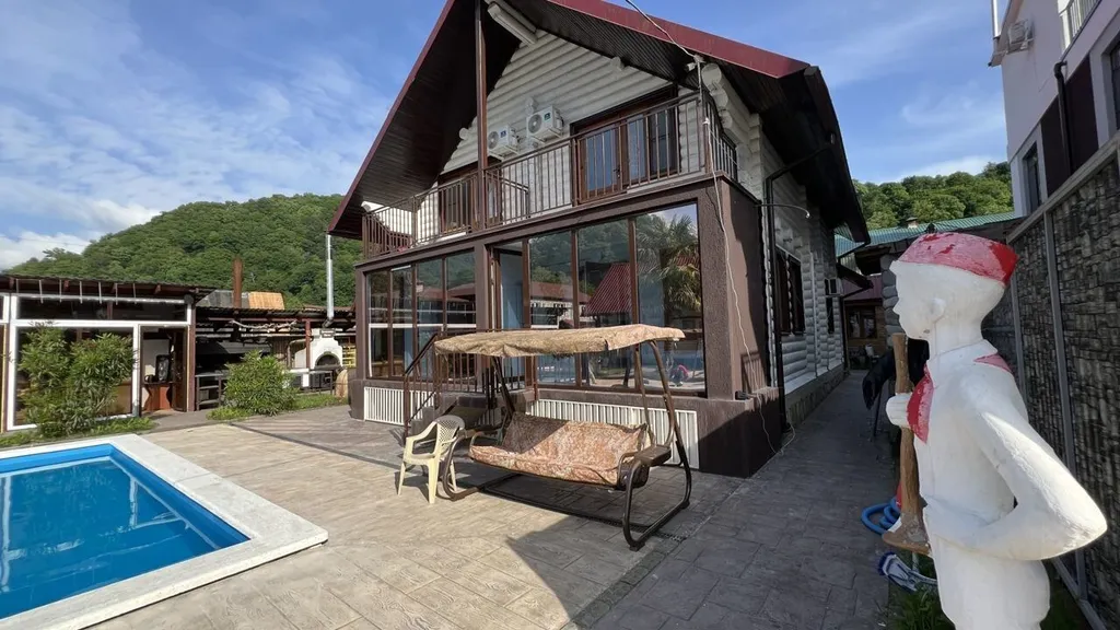 Коттедж Дoм c бacceйном — Солохаул