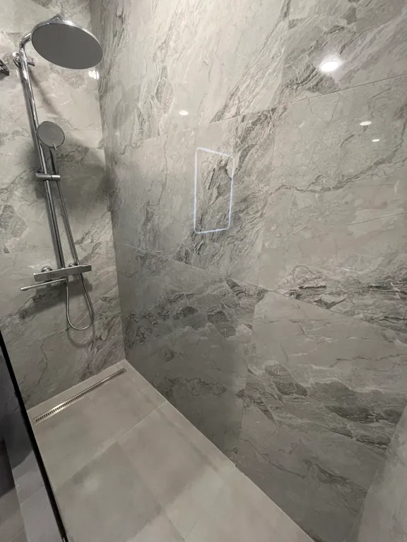 Квартира рядом с магазином Лемана про