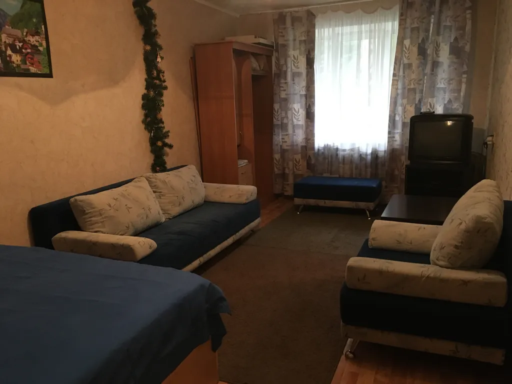 Недорогая квартира рядом с центром — аренда посуточно в Екатеринбург