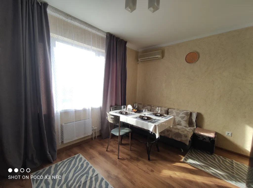 Уютная квартира, не далеко от жд вокзала и аэропорта