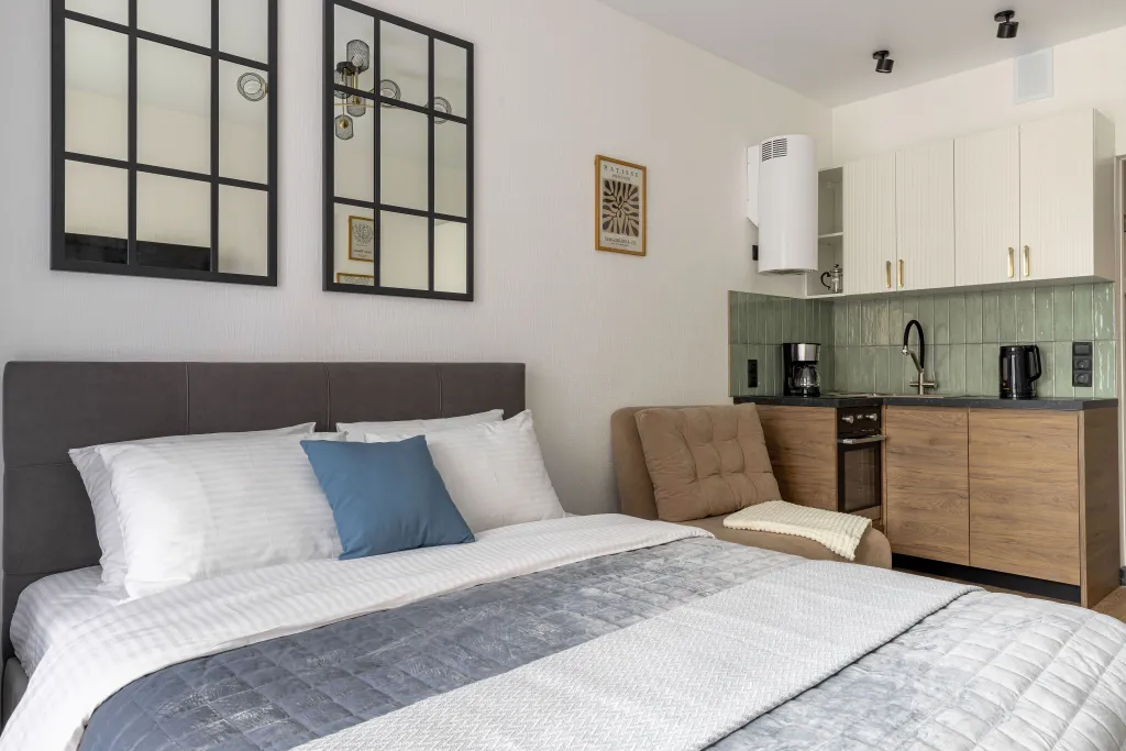 Апартамент Зеркальный в Курортном районе в доме с бассейном и сауной