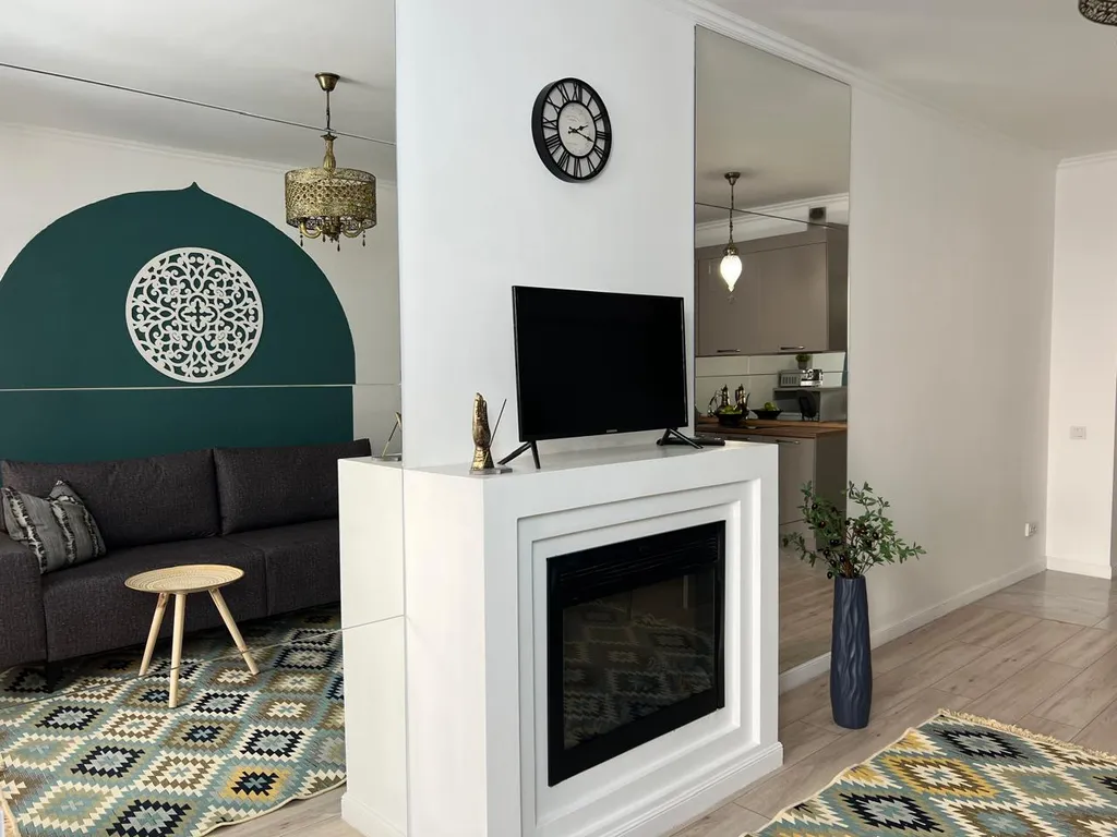 Восточный стиль, золотой квадрат алматы