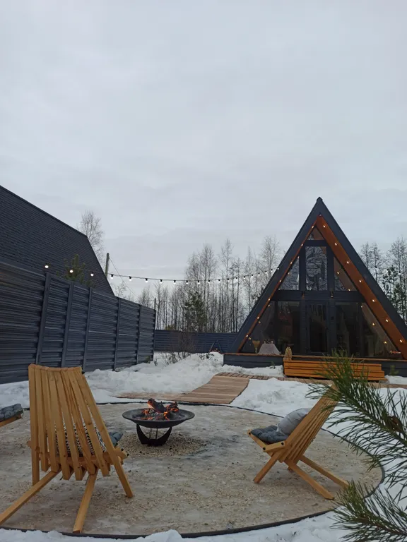 Сканди люкс, дом с камином и видом на лес. LESNOVO