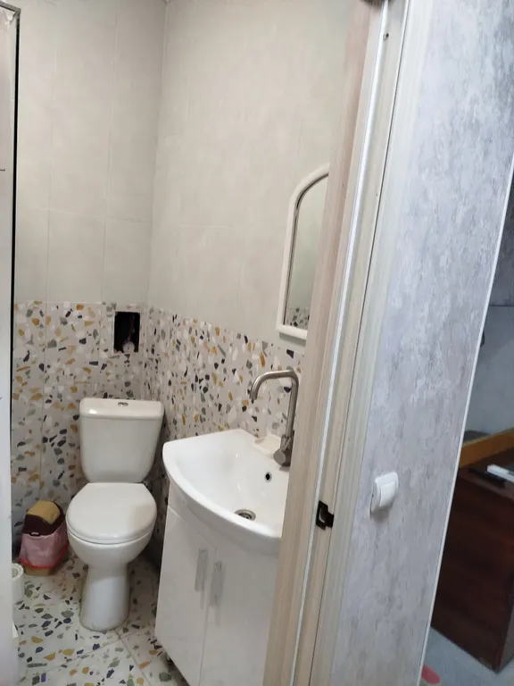 Уютная однушка в районе кировской больницы, от центра 10 минут