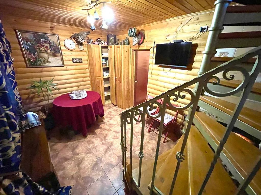 Коттедж Домик с теплым бaссейном и баней — Малые Горки