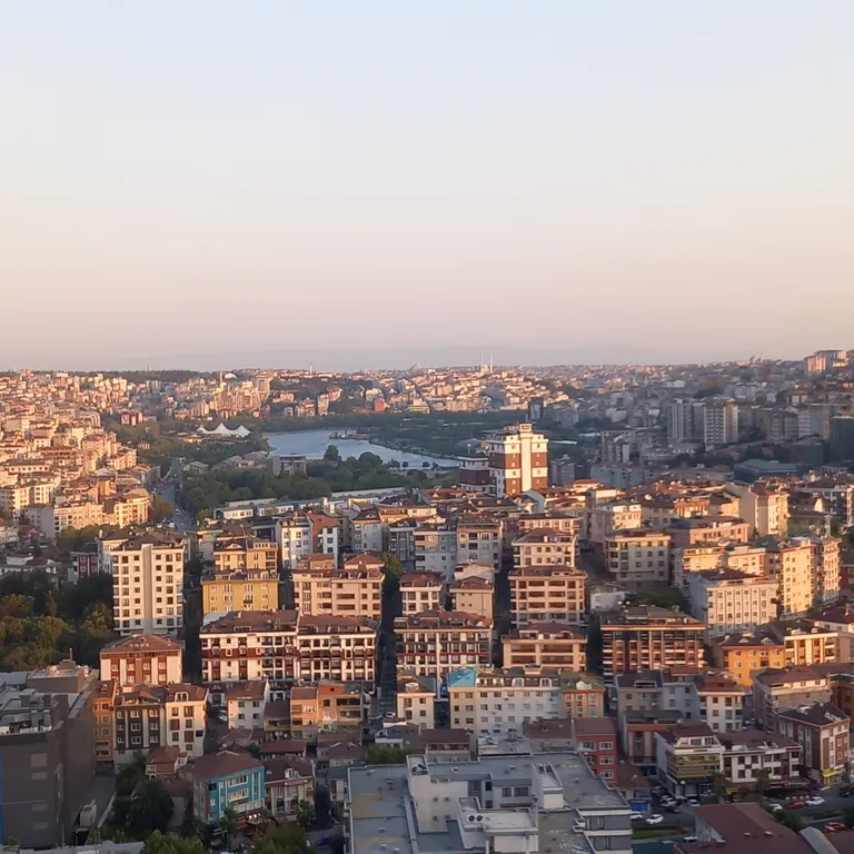 Квартира с видом на залив Золотой Рог