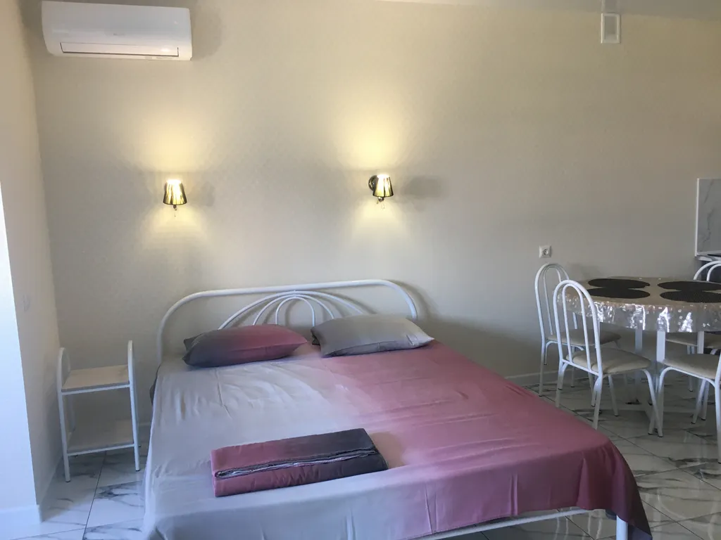 Квартира Апарт-отель Кавказ апартаменты 300м до моря — Анапа