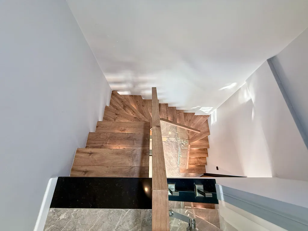 SA Apartments! Luxury 2bd Flat 150m to the Beach