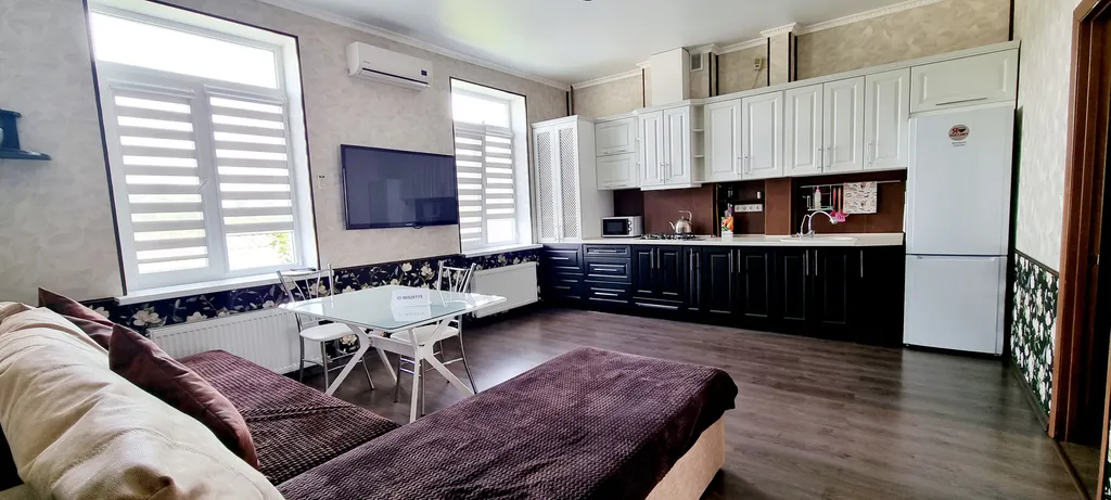 Уютная квартира рядом с центром — аренда посуточно в Симферополь