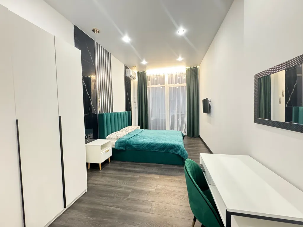 Дом с баней и теплым бассейном