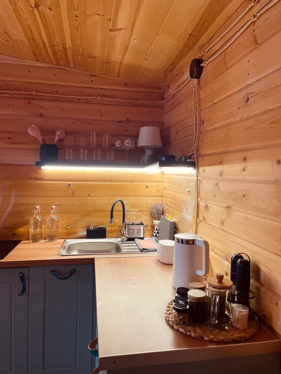 Монте в окружении леса