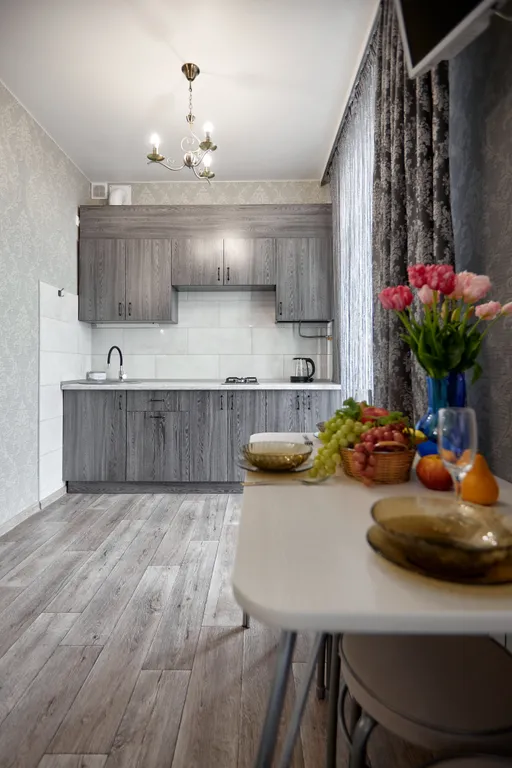 Квартира с 2 балконами, ПАРКОВОЧНЫМ местом и видом на водонапорную баш