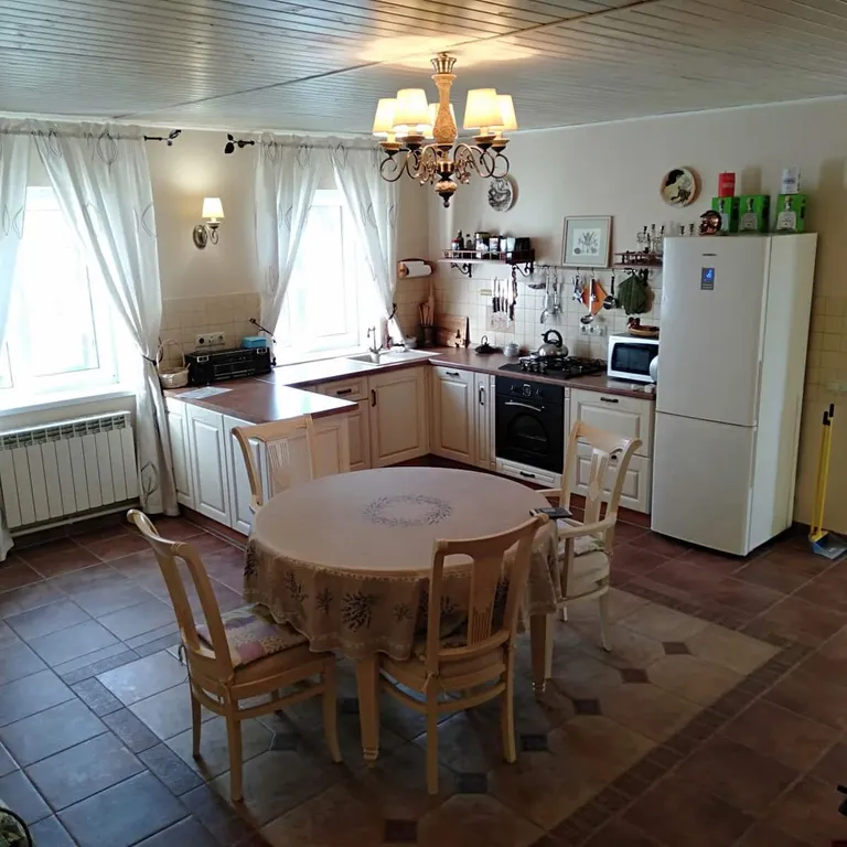 Коттедж Замечательный отдых в прекрасном доме в курорте Краинка — аренда посуточно в Суворов