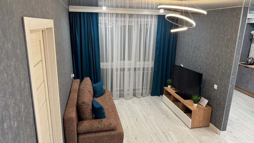 Квартира в центре на берегу озера