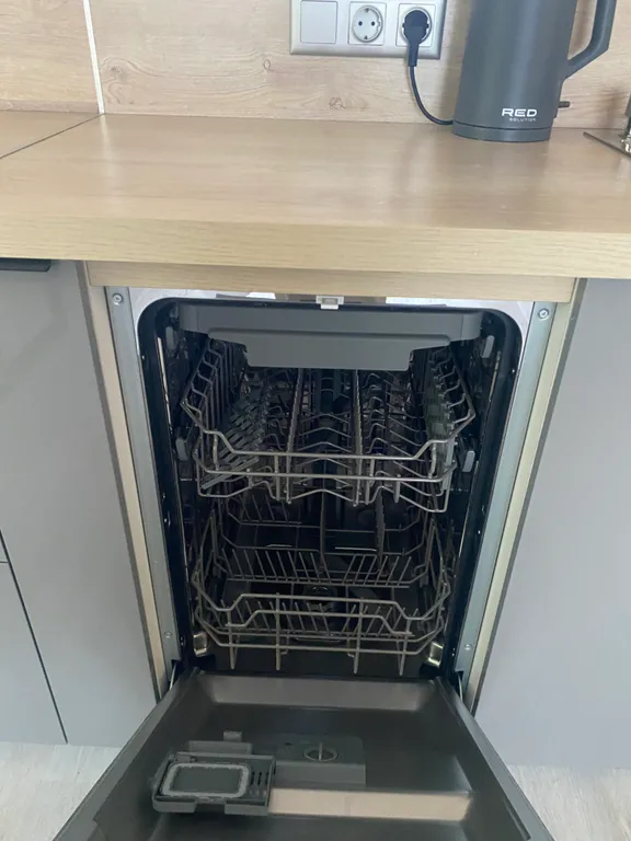 Уютный домик на озере