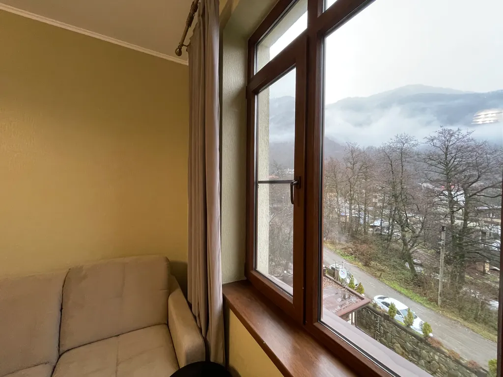 2-комнатный апартамент с видом на Аигбу