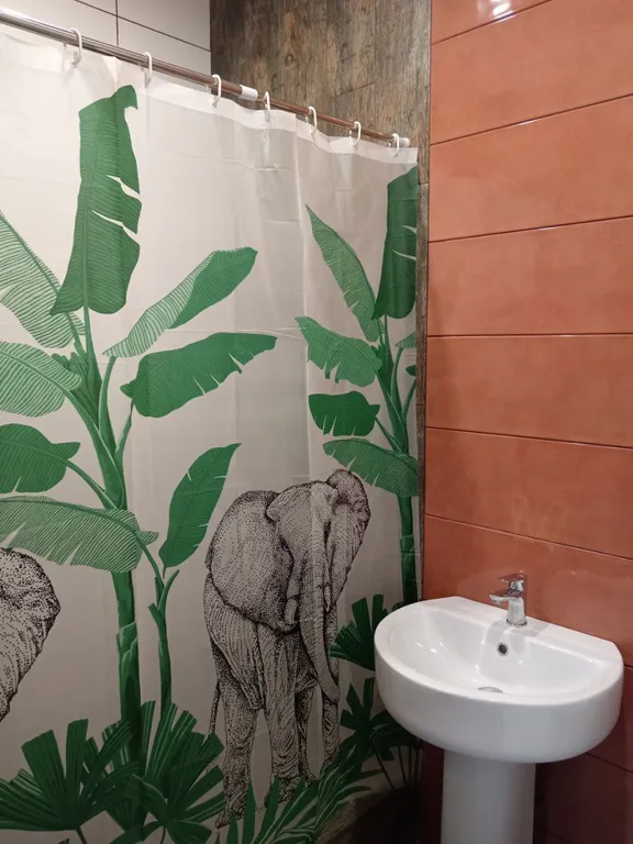 Уютный номер с бассейном