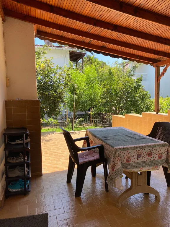 Вилла на первой линии моря