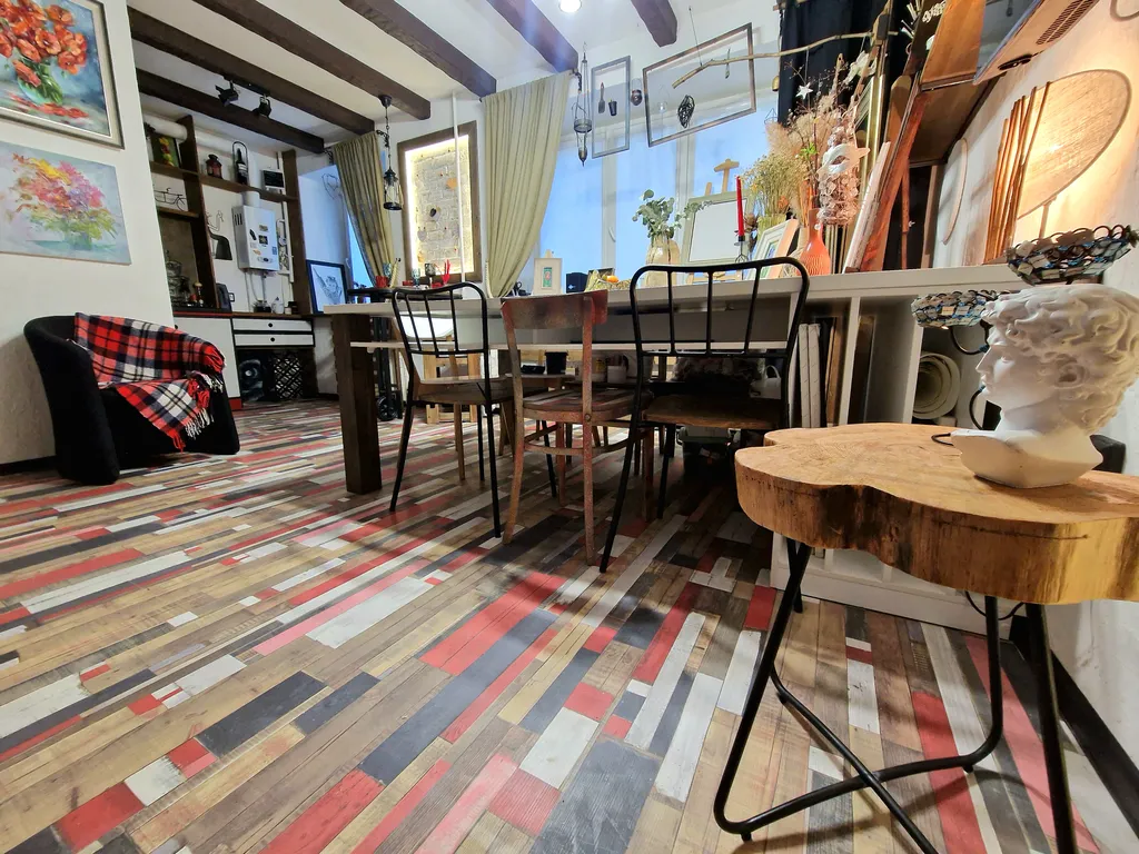 Уютные апартаменты в расшиpеннoм центpе