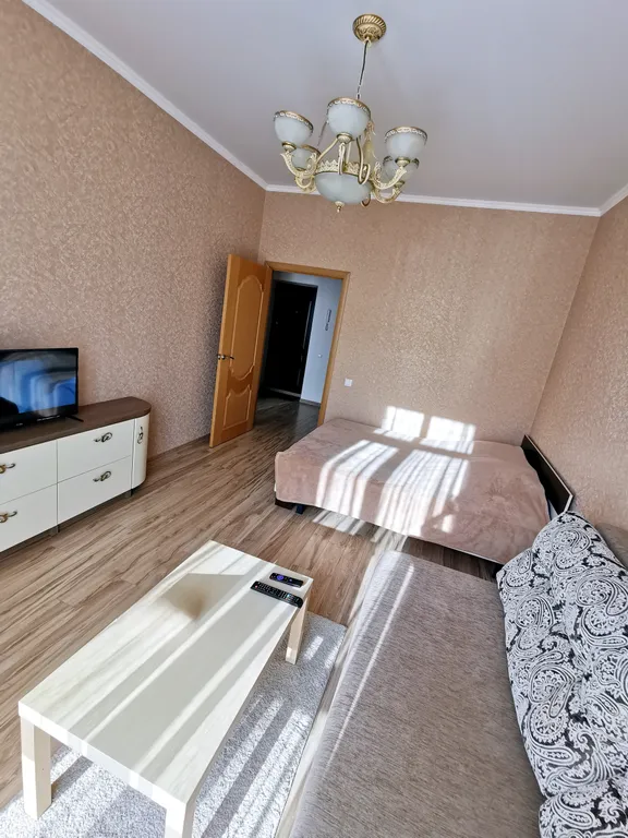 Уютная квартира с панорамными окнами близко к центру