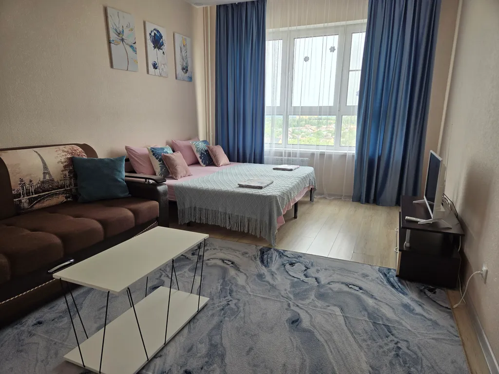 Большая квартира на Ленинградской