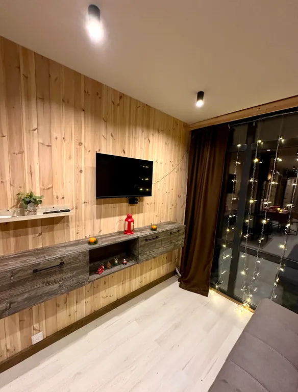 Уютный дом-лофт The Second с видом на реку и лес