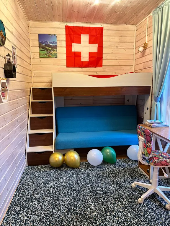 Русская усадьба с баней со швейцарским флёром