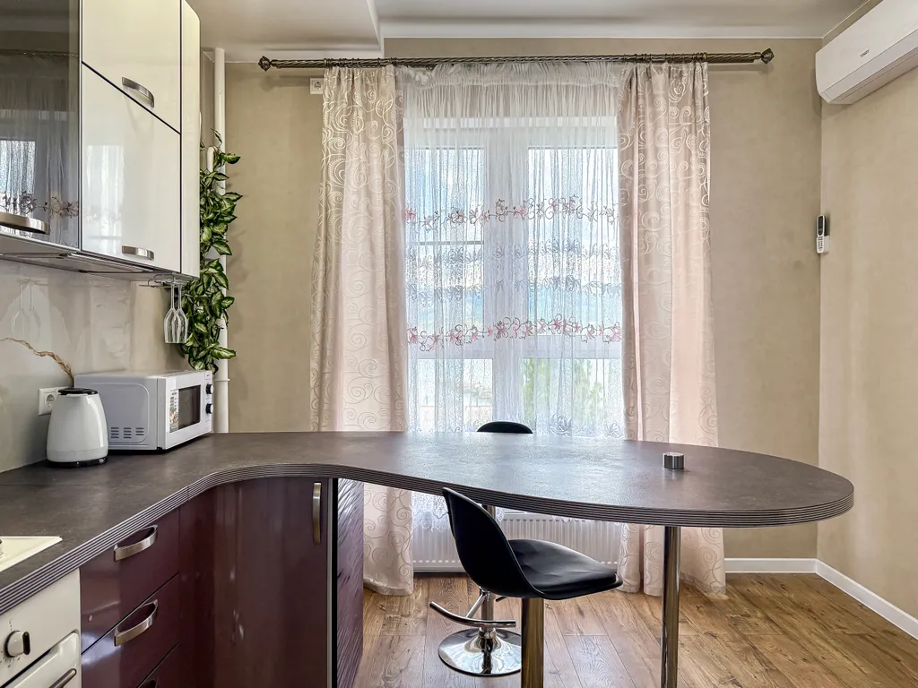 Квартира на набережной