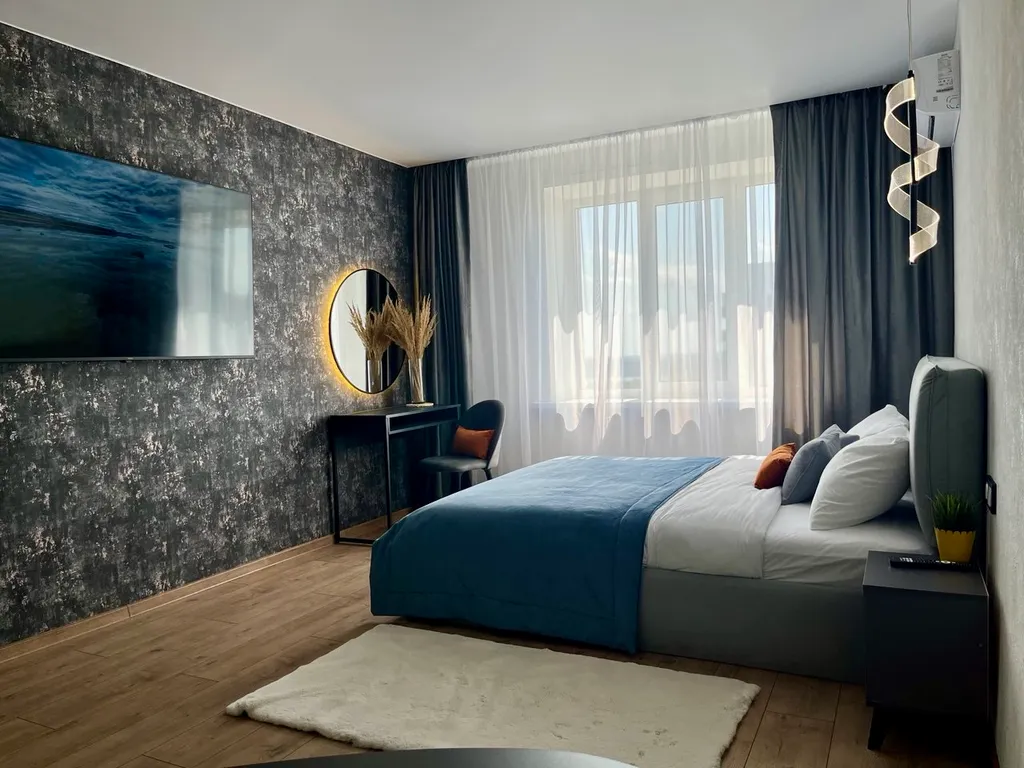 Современная однокомнатная квартира в центре — аренда посуточно в Солигорск